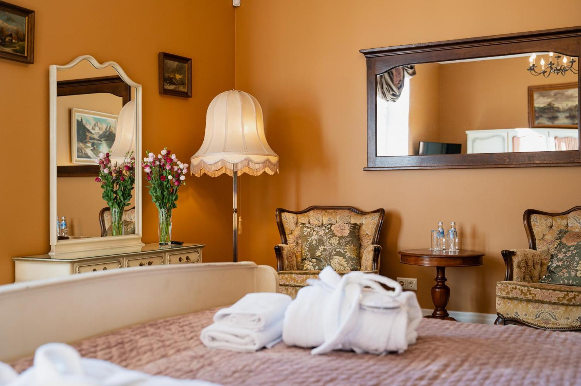 Boutique Hotel Virkas Muiza Kuldiga Room photo
